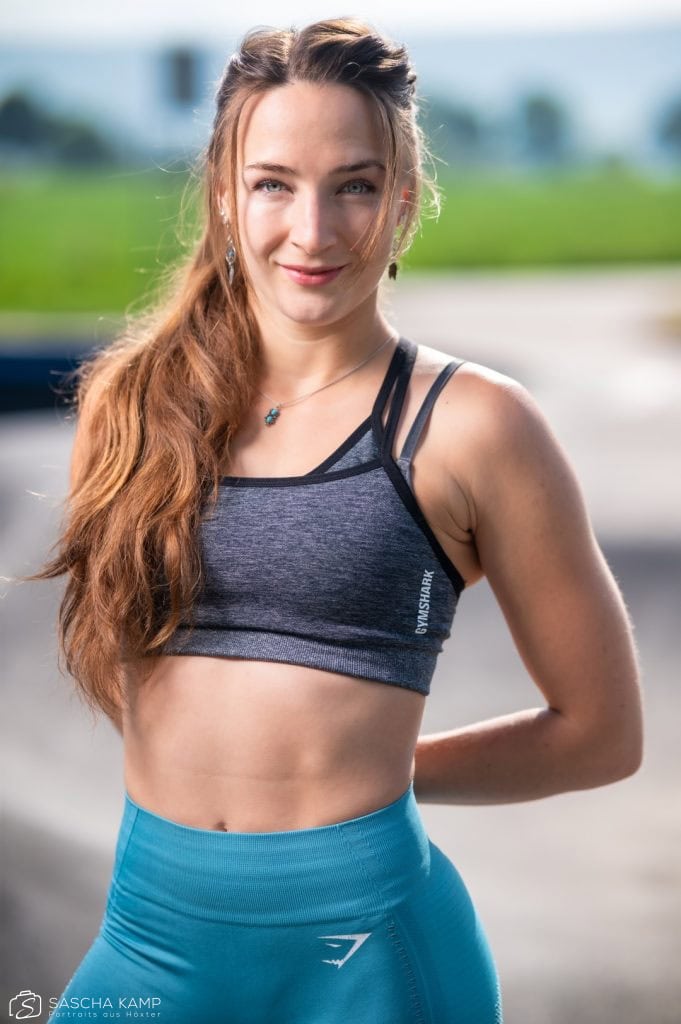 Outdoor-Portrait von Taija in Godelheim