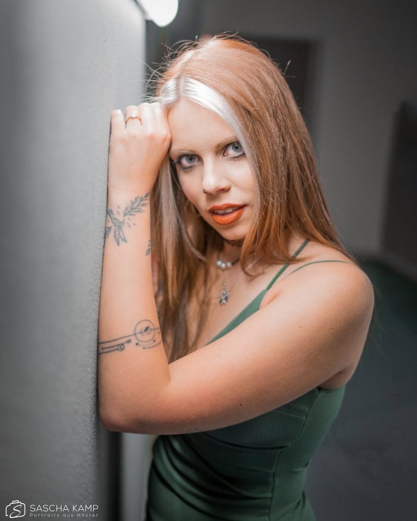 Model Vivien Rinteln Fotoshooting Indoorshooting Fotoclub Minden Portraitshooting Fotomodel NRW